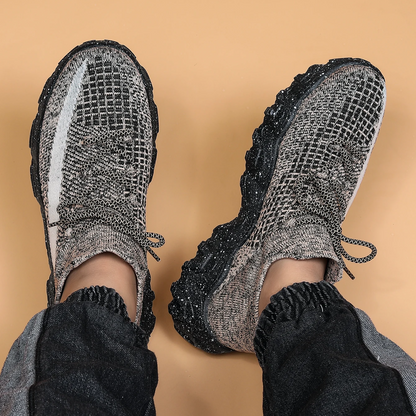Nova Flyknit Sneakers