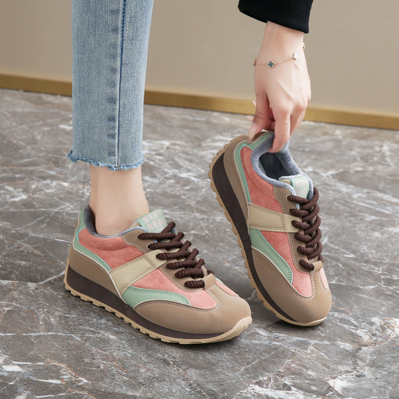 Luna Retro Sneakers