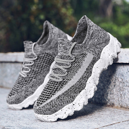 Nova Flyknit Sneakers